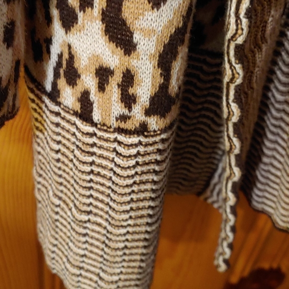 Chico's long cardigan animal print - Picture 5 of 5